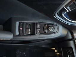 Subaru Crosstrek Limited Hybrid AWD 2026