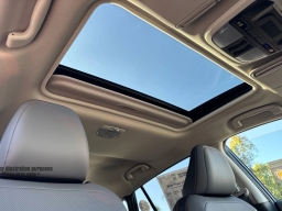 Subaru Crosstrek Limited Hybrid AWD 2026