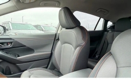 Subaru Crosstrek Limited Hybrid AWD 2026