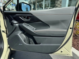 Subaru Crosstrek Limited Hybrid AWD 2026