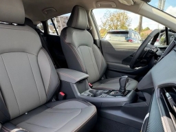 Subaru Crosstrek Limited Hybrid AWD 2026