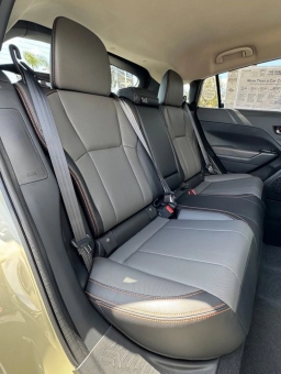 Subaru Crosstrek Limited Hybrid AWD 2026