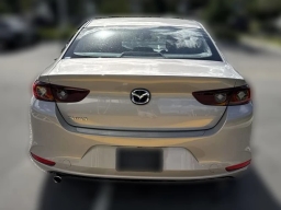 Mazda Mazda3 Sedan 2.5 S Preferred FWD 2026