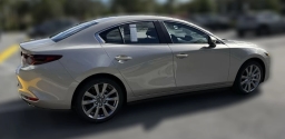 Mazda Mazda3 Sedan 2.5 S Preferred FWD 2026