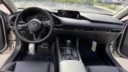 Mazda Mazda3 Sedan 2.5 S Preferred FWD 2026