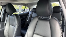 Mazda Mazda3 Sedan 2.5 S Preferred FWD 2026