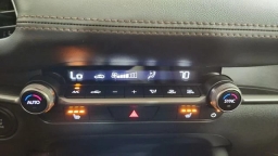 Mazda Mazda3 Sedan 2.5 S Preferred FWD 2026