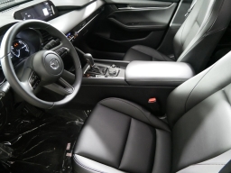 Mazda Mazda3 Hatchback 2.5 S Preferred Auto FWD 2026