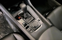 Mazda Mazda3 Hatchback 2.5 S Preferred Auto FWD 2026