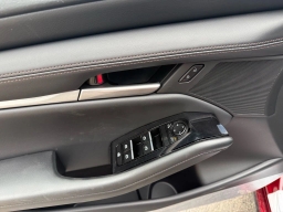 Mazda Mazda3 Hatchback 2.5 S Preferred Auto FWD 2026