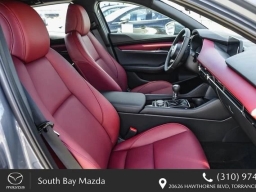Mazda Mazda3 Hatchback 2.5 S Premium Manual FWD 2026