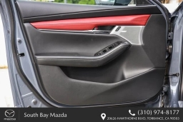 Mazda Mazda3 Hatchback 2.5 S Premium Manual FWD 2026