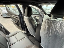 Mazda Mazda3 Hatchback 2.5 S Premium Manual FWD 2026