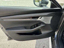 Mazda Mazda3 Hatchback 2.5 S Premium Manual FWD 2026