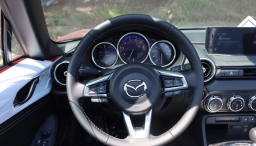 Mazda MX-5 Miata Grand Touring Manual 2025
