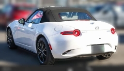 Mazda MX-5 Miata Grand Touring Manual 2025