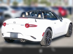 Mazda MX-5 Miata Grand Touring Manual 2025