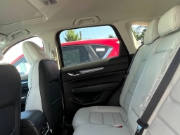 Mazda CX-5 2.5 S Preferred Package AWD 2025