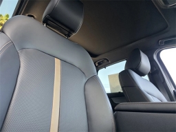 Mazda CX-90 PHEV Premium Plus AWD 2026