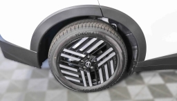 Nissan LEAF SV+ FWD 2026