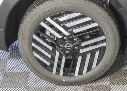 Nissan LEAF SV+ FWD 2026