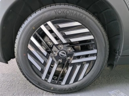 Nissan LEAF SV+ FWD 2026