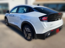 Nissan LEAF SV+ FWD 2026