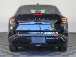 Nissan LEAF SV+ FWD 2026