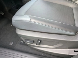 Nissan LEAF SV+ FWD 2026