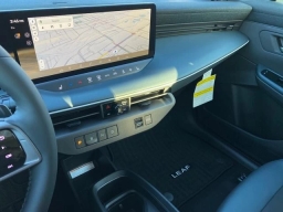 Nissan LEAF SV+ FWD 2026