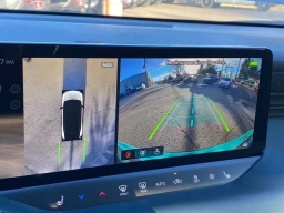 Nissan LEAF SV+ FWD 2026