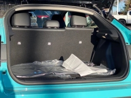 Nissan LEAF SV+ FWD 2026