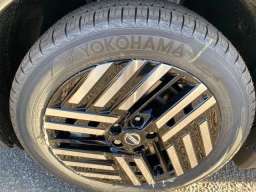 Nissan LEAF SV+ FWD 2026