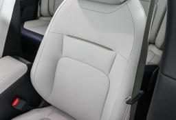 Nissan LEAF SV+ FWD 2026