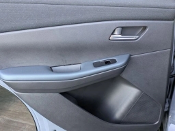 Nissan LEAF PLATINUM+ FWD 2026