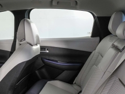 Nissan LEAF PLATINUM+ FWD 2026