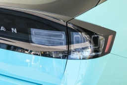 Nissan LEAF PLATINUM+ FWD 2026