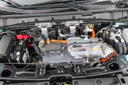 Nissan LEAF PLATINUM+ FWD 2026