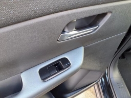 Nissan LEAF PLATINUM+ FWD 2026