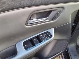 Nissan LEAF PLATINUM+ FWD 2026