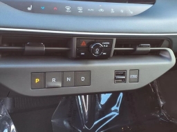 Nissan LEAF PLATINUM+ FWD 2026