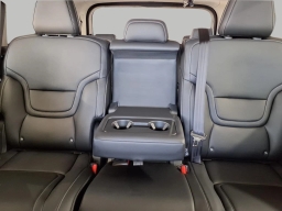 Nissan Armada SV 4x4 2026