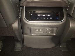 Nissan Armada SV 4x4 2026