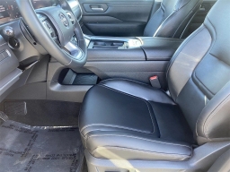 Nissan Armada SV 4x4 2026