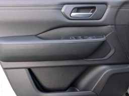 Nissan Armada SV 4x4 2026