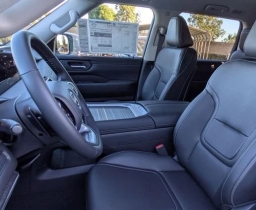 Nissan Armada SV 4x4 2026