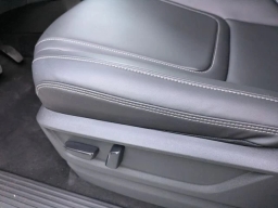 Nissan Armada SV 4x4 2026