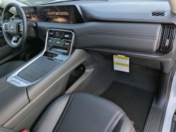 Nissan Armada SV 4x4 2026