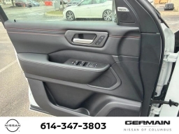 Nissan Armada PRO-4X 4x4 2026