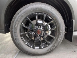 Nissan Armada PRO-4X 4x4 2026